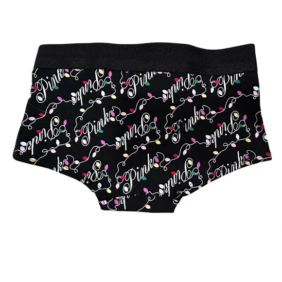 ❤️ VS-PINK Holiday Shorties - Picture 2 of 4